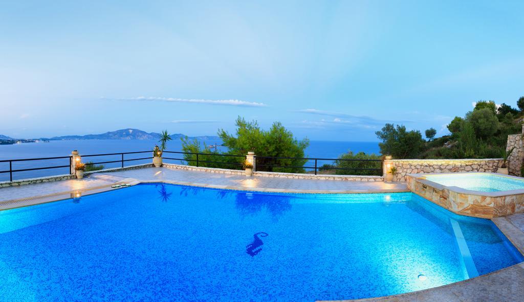 Villa Akros And Suites Keri ภายนอก รูปภาพ